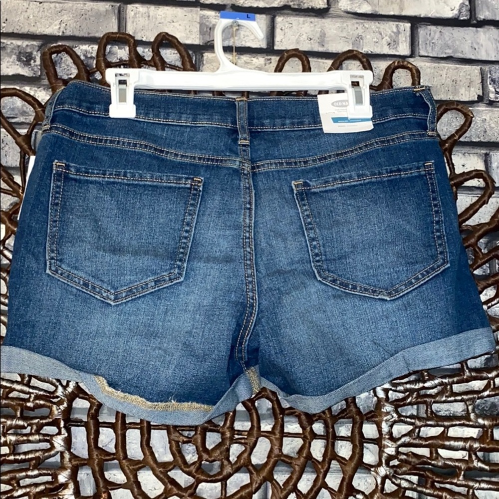 New Old Navy stretch 3.5in Jean shorts 8 - Picture 4 of 5